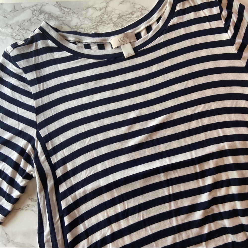 ⚡FLASH SALE⚡Loft Navy Striped Short Sleeve Dress